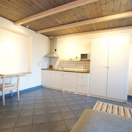 Melitsina Village Hotell 3*