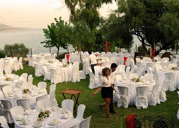 Melitsina Village Hotell 3*