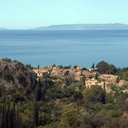 Melitsina Village 3* קרדמילי